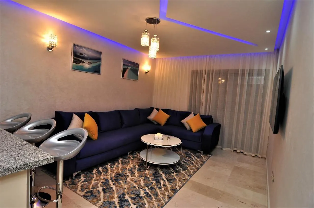 Apartamento Royal Deluxe Platinum - Marrakech, Luxe Pool View Marrakesh 0*,  Marruecos