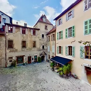  Appartement De Charme Au Coeur De La Vieille France